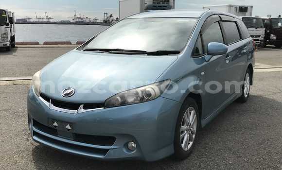 Comprar Usado Toyota Wish Azul Carro em Maputo em Maputo Comprar Usado Toyota Wish Azul Carro em Maputo em Maputo