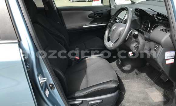 Comprar Usado Toyota Wish Azul Carro em Maputo em Maputo Comprar Usado Toyota Wish Azul Carro em Maputo em Maputo