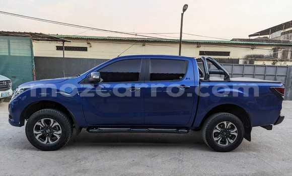 Nunua Ilio tumika Mazda BT-50 Bluu Gari ndani ya Maputo nchini Maputo Nunua Ilio tumika Mazda BT-50 Bluu Gari ndani ya Maputo nchini Maputo