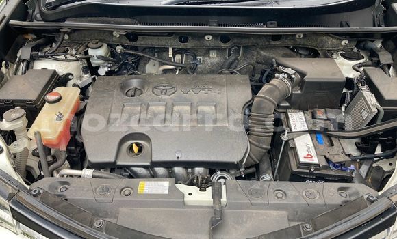 Nunua Ilio tumika Toyota RAV4 Nyeupe Gari ndani ya Maputo nchini Maputo Nunua Ilio tumika Toyota RAV4 Nyeupe Gari ndani ya Maputo nchini Maputo