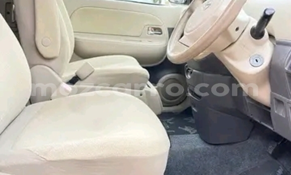 Nunua Ilio tumika Toyota Sienta Nyekundu Gari ndani ya Maputo nchini Maputo Nunua Ilio tumika Toyota Sienta Nyekundu Gari ndani ya Maputo nchini Maputo