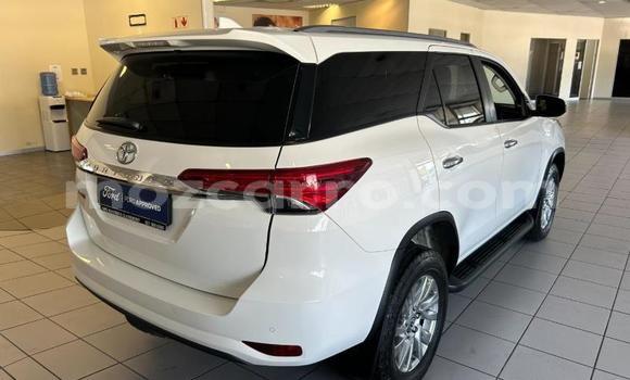 Comprar Usado Toyota Fortuner Branco Carro em Maputo em Maputo Comprar Usado Toyota Fortuner Branco Carro em Maputo em Maputo