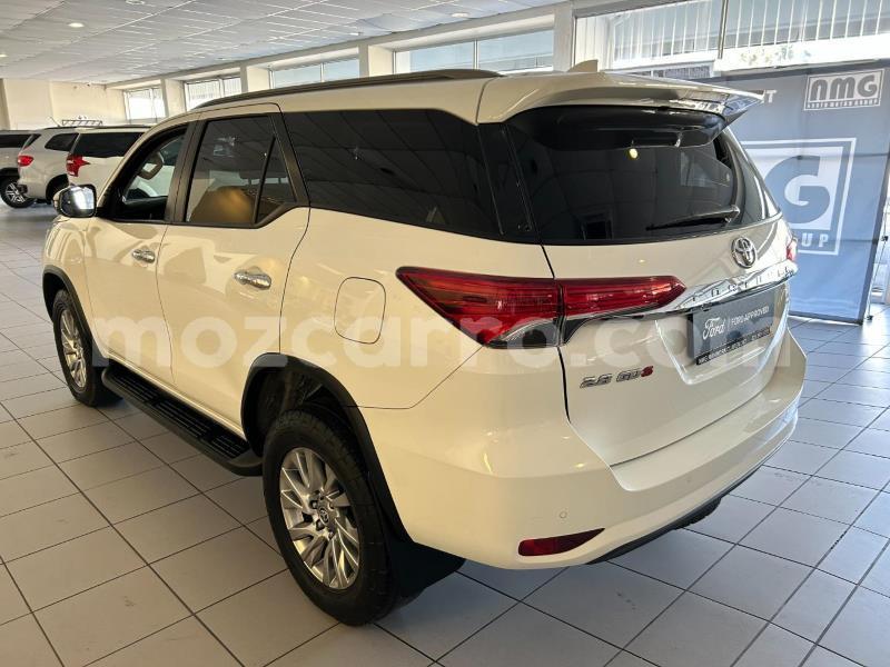 Big with watermark toyota hilux maputo maputo 17852