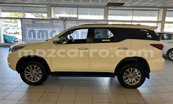 Comprar Usado Toyota Fortuner Branco Carro em Maputo em Maputo Comprar Usado Toyota Fortuner Branco Carro em Maputo em Maputo