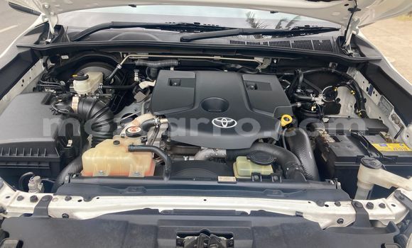 Comprar Usado Toyota Hiluxe Revo Branco Carro em Maputo em Maputo Comprar Usado Toyota Hiluxe Revo Branco Carro em Maputo em Maputo