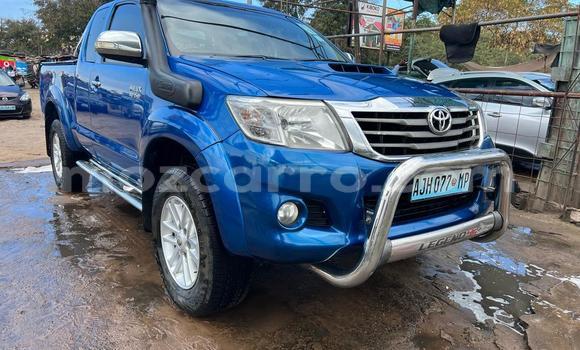 Nunua Ilio tumika Toyota Hilux Fedha Gari ndani ya Maputo nchini Maputo Nunua Ilio tumika Toyota Hilux Fedha Gari ndani ya Maputo nchini Maputo