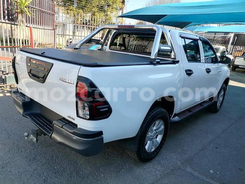 Big with watermark toyota hilux maputo maputo 17864