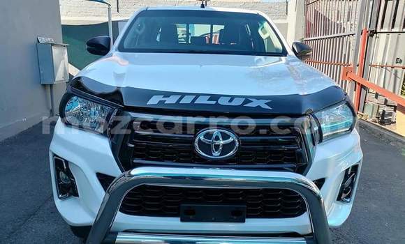 Comprar Usado Toyota Hilux Branco Carro em Maputo em Maputo Comprar Usado Toyota Hilux Branco Carro em Maputo em Maputo