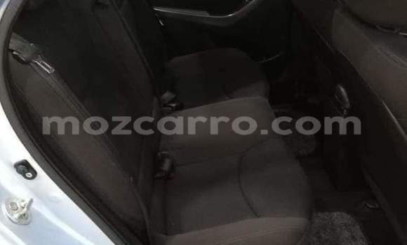 Comprar Usado Hyundai Accent Azul Carro em Maputo em Maputo Comprar Usado Hyundai Accent Azul Carro em Maputo em Maputo