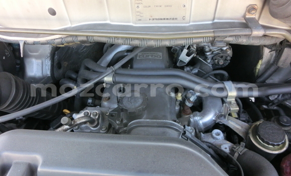 Nunua Ilio tumika Toyota Granvia Fedha Gari ndani ya Maputo nchini Maputo Nunua Ilio tumika Toyota Granvia Fedha Gari ndani ya Maputo nchini Maputo