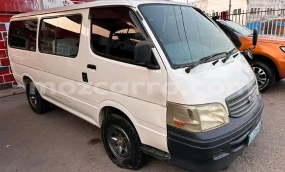Nunua Ilio tumika Toyota Hiace Nyeupe Gari ndani ya Maputo nchini Maputo Nunua Ilio tumika Toyota Hiace Nyeupe Gari ndani ya Maputo nchini Maputo