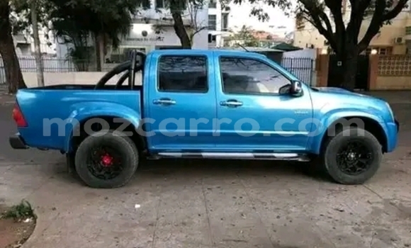 Nunua Ilio tumika Isuzu KB Bluu Gari ndani ya Maputo nchini Maputo Nunua Ilio tumika Isuzu KB Bluu Gari ndani ya Maputo nchini Maputo
