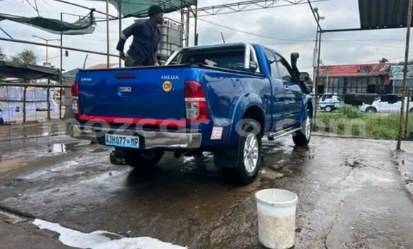 Nunua Ilio tumika Toyota Hilux Bluu Gari ndani ya Maputo nchini Maputo Nunua Ilio tumika Toyota Hilux Bluu Gari ndani ya Maputo nchini Maputo