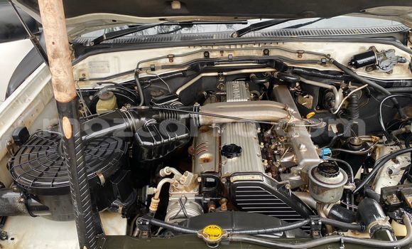 Buy Used Toyota Land Cruiser White Car in Maputo in Maputo Buy Used Toyota Land Cruiser White Car in Maputo in Maputo