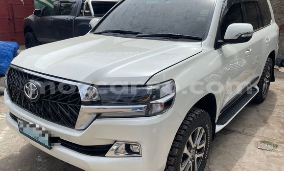 Comprar Usado Toyota Land Cruiser Branco Carro em Maputo em Maputo Comprar Usado Toyota Land Cruiser Branco Carro em Maputo em Maputo
