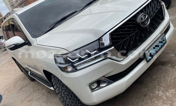 Comprar Usado Toyota Land Cruiser Branco Carro em Maputo em Maputo Comprar Usado Toyota Land Cruiser Branco Carro em Maputo em Maputo