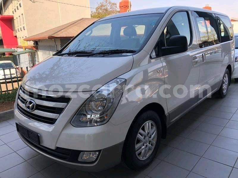 Big with watermark hyundai h1 maputo maputo 17884