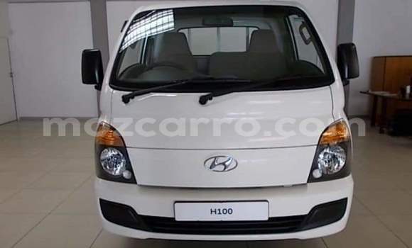 Comprar Usado Hyundai H1 Branco Carro em Maputo em Maputo Comprar Usado Hyundai H1 Branco Carro em Maputo em Maputo