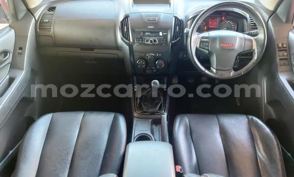 Nunua Ilio tumika Isuzu KB Nyingine Gari ndani ya Maputo nchini Maputo Nunua Ilio tumika Isuzu KB Nyingine Gari ndani ya Maputo nchini Maputo