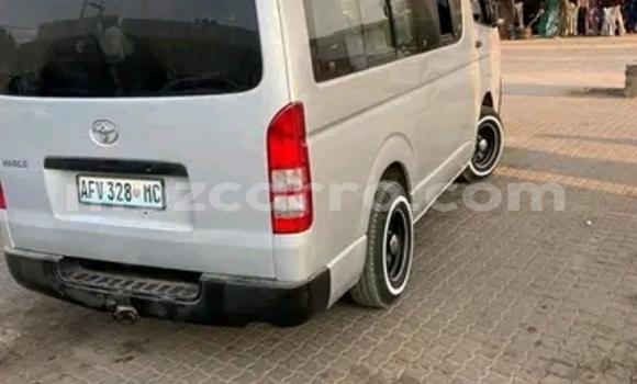 Buy Used Toyota Hiace Other Car in Maputo in Maputo Buy Used Toyota Hiace Other Car in Maputo in Maputo