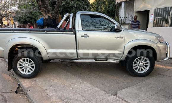 Tenga Tsaru Toyota Hilux Zvimwe Mota in Maputo in Maputo Tenga Tsaru Toyota Hilux Zvimwe Mota in Maputo in Maputo