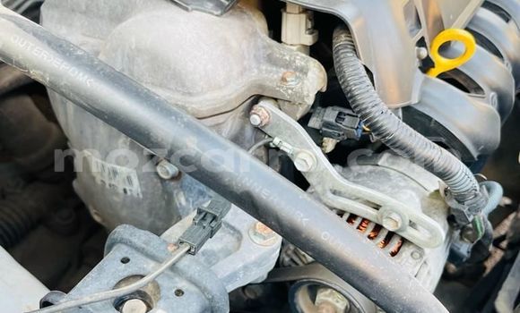 Buy Used Toyota Runx Silver Car in Maputo in Maputo Buy Used Toyota Runx Silver Car in Maputo in Maputo