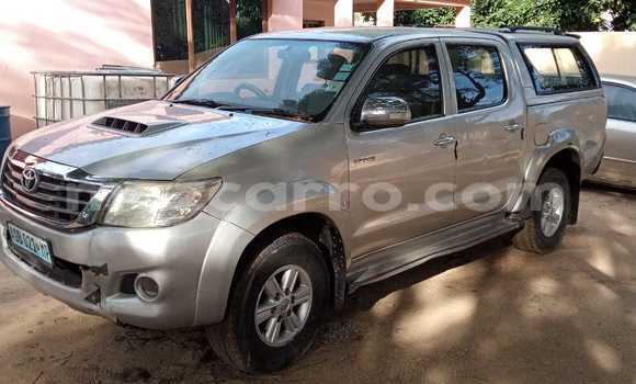 Comprar Usado Toyota Hilux Prata Carro em Maputo em Maputo Comprar Usado Toyota Hilux Prata Carro em Maputo em Maputo