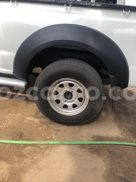 Big with watermark nissan np 300 maputo maputo 17914