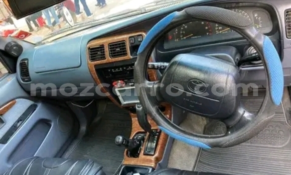 Nunua Ilio tumika Toyota Hilux Surf Nyingine Gari ndani ya Maputo nchini Maputo Nunua Ilio tumika Toyota Hilux Surf Nyingine Gari ndani ya Maputo nchini Maputo