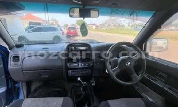 Nunua Ilio tumika Nissan Hardbody Bluu Gari ndani ya Maputo nchini Maputo Nunua Ilio tumika Nissan Hardbody Bluu Gari ndani ya Maputo nchini Maputo