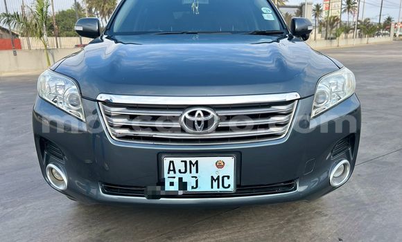 Nunua Ilio tumika Toyota Vanguard Bluu Gari ndani ya Maputo nchini Maputo Nunua Ilio tumika Toyota Vanguard Bluu Gari ndani ya Maputo nchini Maputo