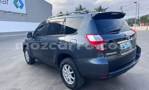 Nunua Ilio tumika Toyota Vanguard Bluu Gari ndani ya Maputo nchini Maputo Nunua Ilio tumika Toyota Vanguard Bluu Gari ndani ya Maputo nchini Maputo