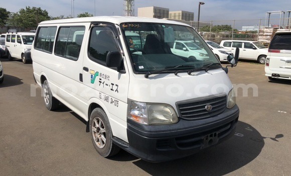 Comprar Usado Toyota Hiace Branco Carro em Maputo em Maputo Comprar Usado Toyota Hiace Branco Carro em Maputo em Maputo