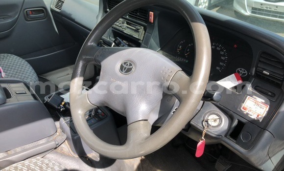 Comprar Usado Toyota Hiace Branco Carro em Maputo em Maputo Comprar Usado Toyota Hiace Branco Carro em Maputo em Maputo
