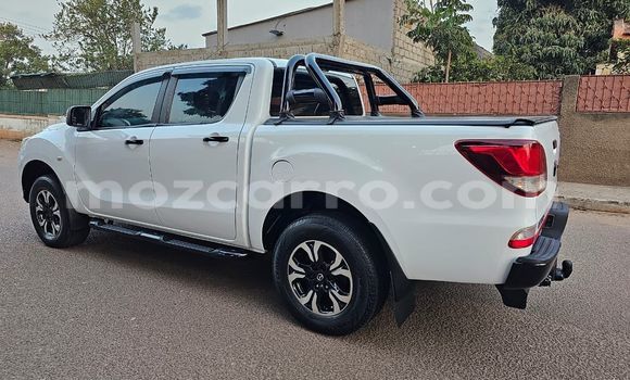 Buy Used Mazda BT-50 White Car in Maputo in Maputo Buy Used Mazda BT-50 White Car in Maputo in Maputo