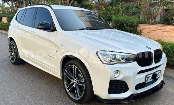 Tenga Tsaru BMW X3 Chena Mota in Maputo in Maputo