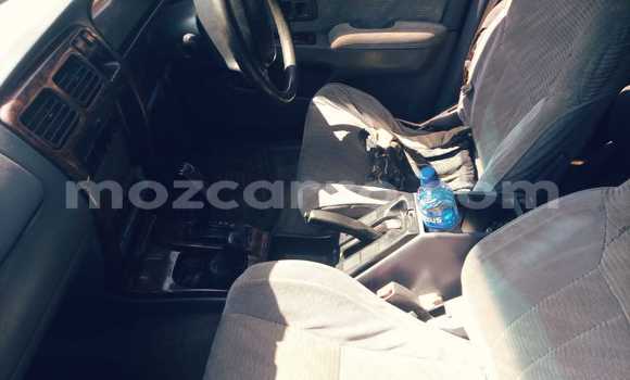 Nunua Ilio tumika Toyota Hilux Surf Nyingine Gari ndani ya Maputo nchini Maputo Nunua Ilio tumika Toyota Hilux Surf Nyingine Gari ndani ya Maputo nchini Maputo