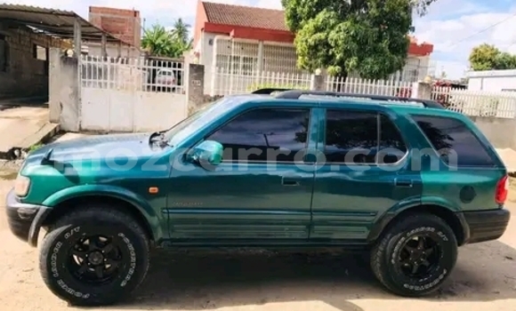 Nunua Ilio tumika Isuzu Wizard Kijani Gari ndani ya Maputo nchini Maputo Nunua Ilio tumika Isuzu Wizard Kijani Gari ndani ya Maputo nchini Maputo