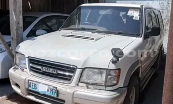 Nunua Ilio tumika Isuzu Bighorn Nyeupe Gari ndani ya Maputo nchini Maputo Nunua Ilio tumika Isuzu Bighorn Nyeupe Gari ndani ya Maputo nchini Maputo