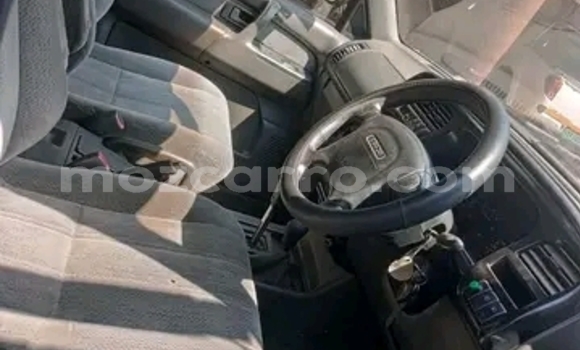 Nunua Ilio tumika Isuzu Bighorn Nyeupe Gari ndani ya Maputo nchini Maputo Nunua Ilio tumika Isuzu Bighorn Nyeupe Gari ndani ya Maputo nchini Maputo