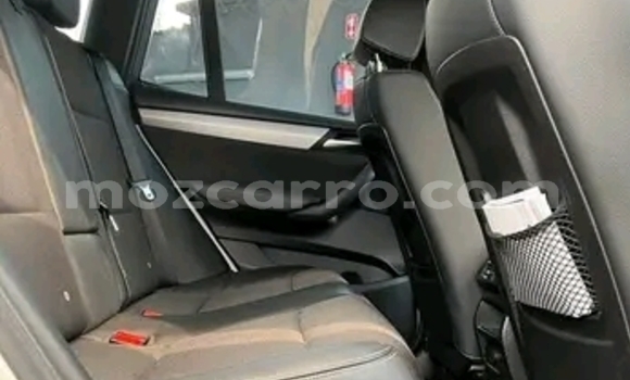 Nunua Ilio tumika BMW X3 Nyeupe Gari ndani ya Maputo nchini Maputo Nunua Ilio tumika BMW X3 Nyeupe Gari ndani ya Maputo nchini Maputo