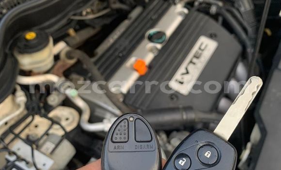 Buy Used Honda CR-V White Car in Maputo in Maputo Buy Used Honda CR-V White Car in Maputo in Maputo