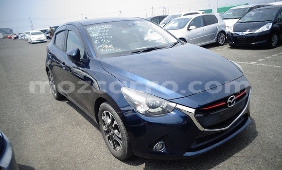 Comprar Usado Mazda Demio Azul Carro em Maputo em Maputo