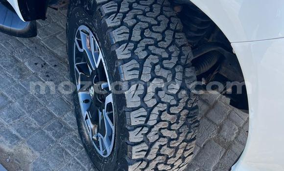 Buy Used Toyota Hiluxe Revo White Car in Maputo in Maputo Buy Used Toyota Hiluxe Revo White Car in Maputo in Maputo