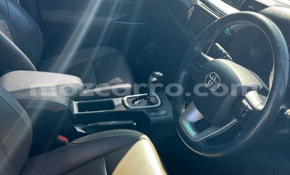 Buy Used Toyota Hiluxe Revo White Car in Maputo in Maputo Buy Used Toyota Hiluxe Revo White Car in Maputo in Maputo