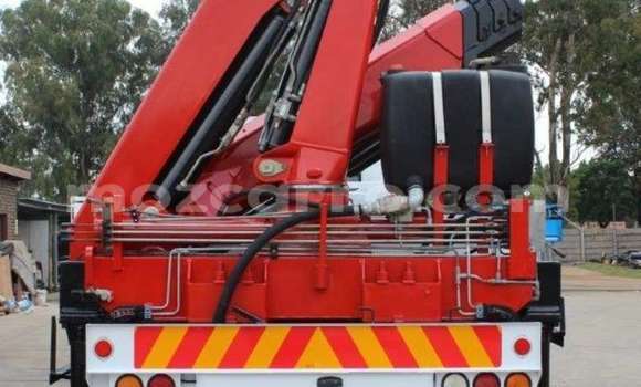 Buy Used Nissan UD White Truck in Maputo in Maputo Buy Used Nissan UD White Truck in Maputo in Maputo