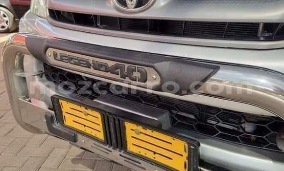 Comprar Usado Toyota Hilux Prata Carro em Maputo em Maputo Comprar Usado Toyota Hilux Prata Carro em Maputo em Maputo