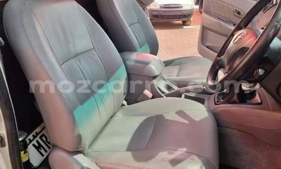 Comprar Usado Toyota Hilux Prata Carro em Maputo em Maputo Comprar Usado Toyota Hilux Prata Carro em Maputo em Maputo