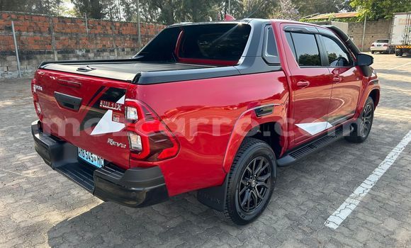 Buy Used Toyota Hiluxe Revo Red Car in Maputo in Maputo Buy Used Toyota Hiluxe Revo Red Car in Maputo in Maputo
