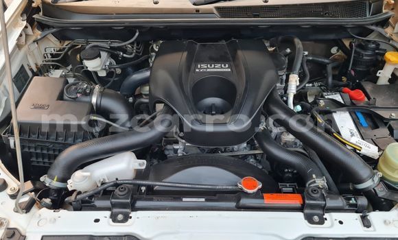 Buy Used Isuzu D-MAX White Car in Maputo in Maputo Buy Used Isuzu D-MAX White Car in Maputo in Maputo